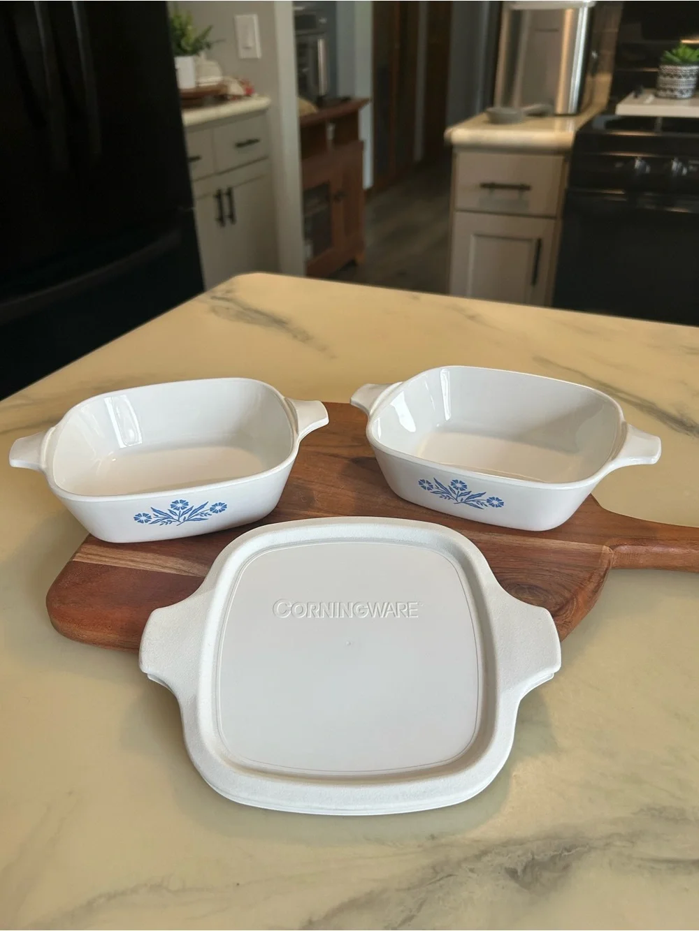 Corningware small casseroles